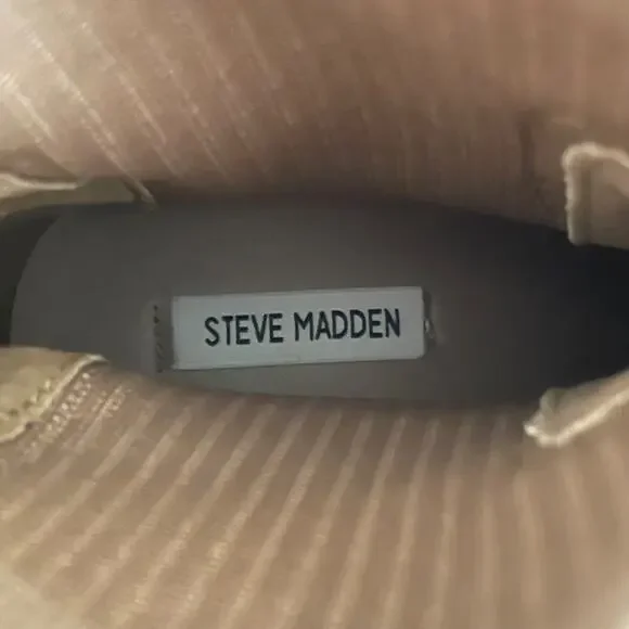 Steve Madden Women's Zappa Lug Sole Boots Size 11 Suede Mushroom Beige Ribbed - Picture 14 of 16